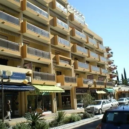 Joli Au Lavandou Centre - 2 Chambres, Terrasse Sud Et Garage - Fr-1-308-109 *